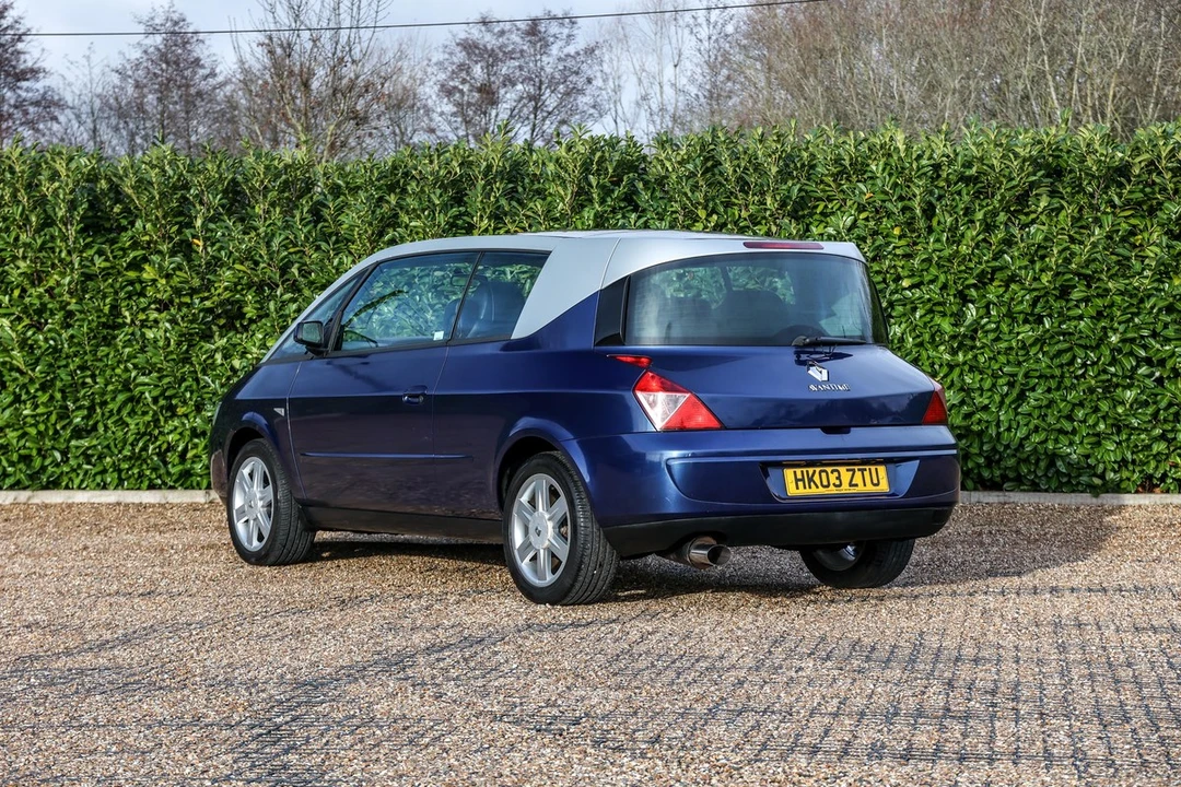 2003 Renault - Image 8 of 30