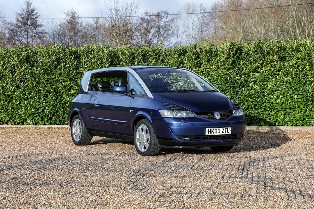 2003 Renault - Image 4 of 30