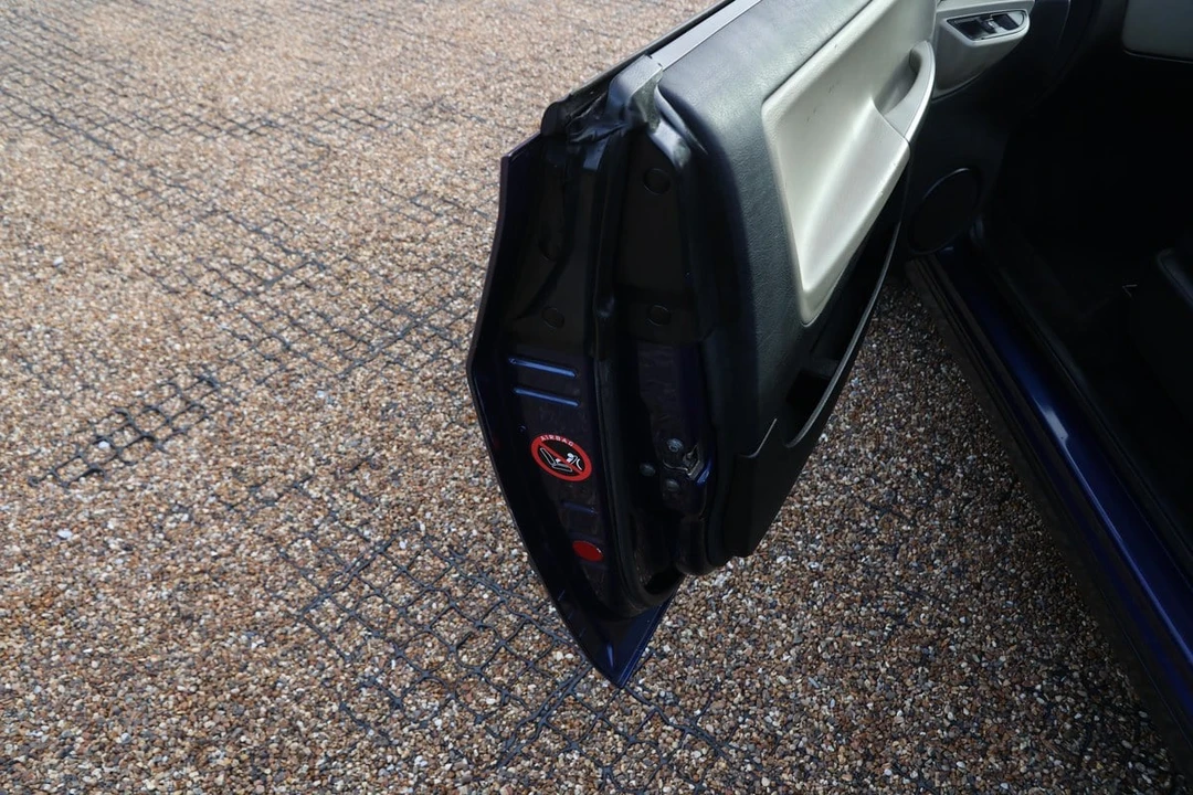 2003 Renault - Image 21 of 30