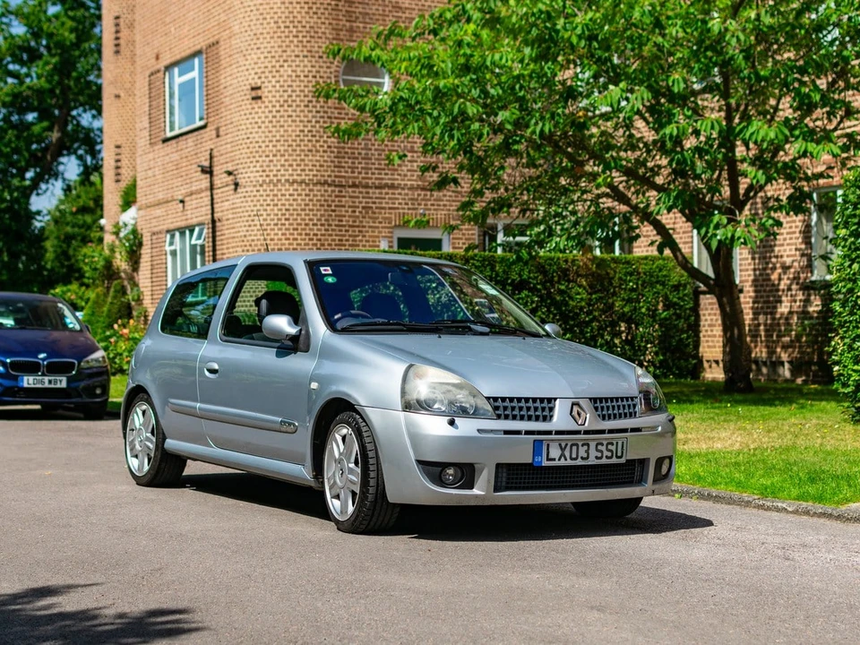 2003 Renault Clio 2nd Gen - Image 12 of 30