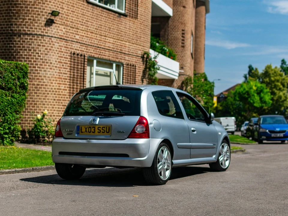 2003 Renault Clio 2nd Gen - Image 27 of 30
