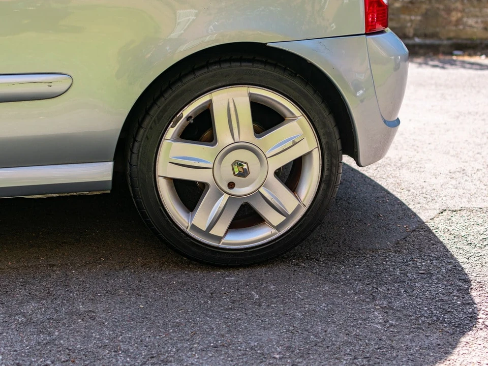 2003 Renault Clio 2nd Gen - Image 14 of 30