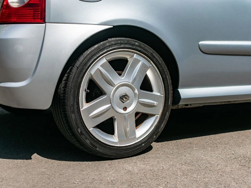 2003 Renault Clio 2nd Gen - Image 15 of 30