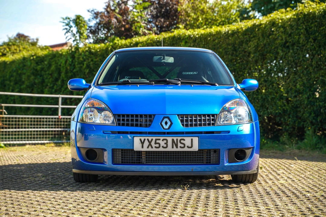 2003 Renault Clio 2nd Gen - Image 2 of 31