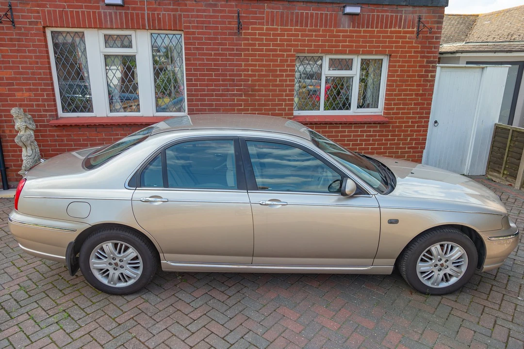 2003 Rover - Image 11 of 30
