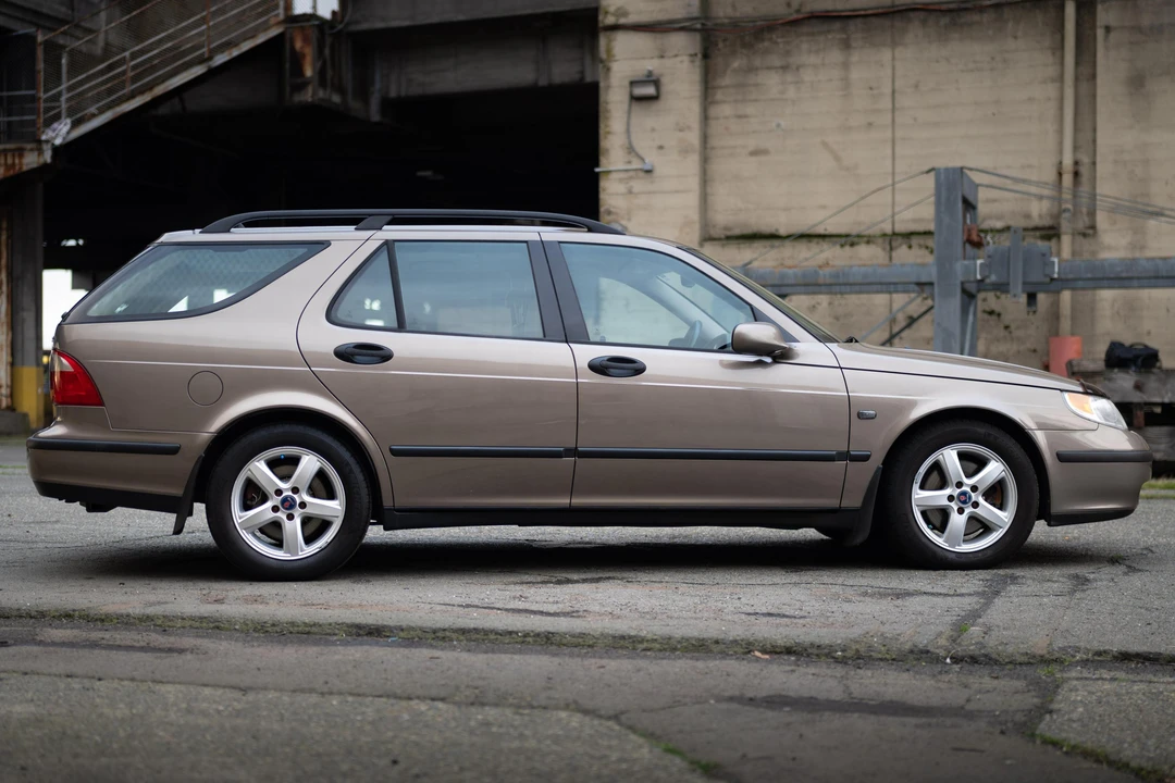 2003 Saab 9-5 1st Gen - Image 3 of 31