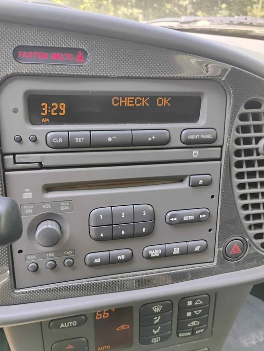 2003 Saab 9-3 - Image 14 of 18