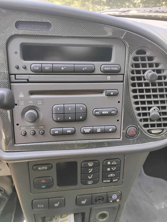 2003 Saab 9-3 - Image 10 of 18
