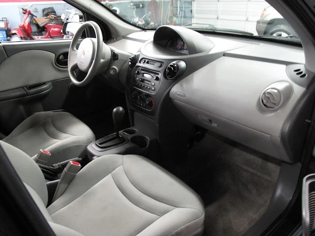 2003 Saturn Ion - Image 11 of 21