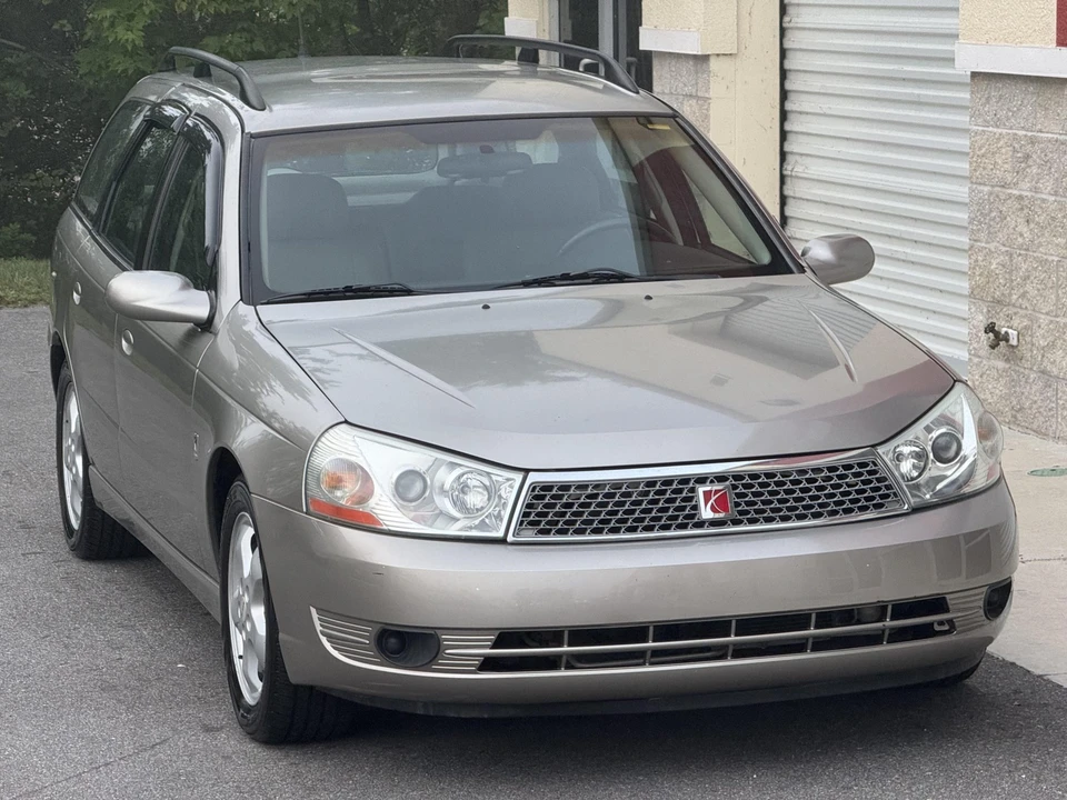 2003 Saturn - Image 8 of 31