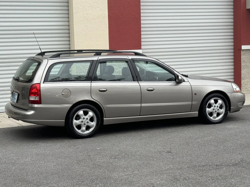 2003 Saturn - Image 20 of 31