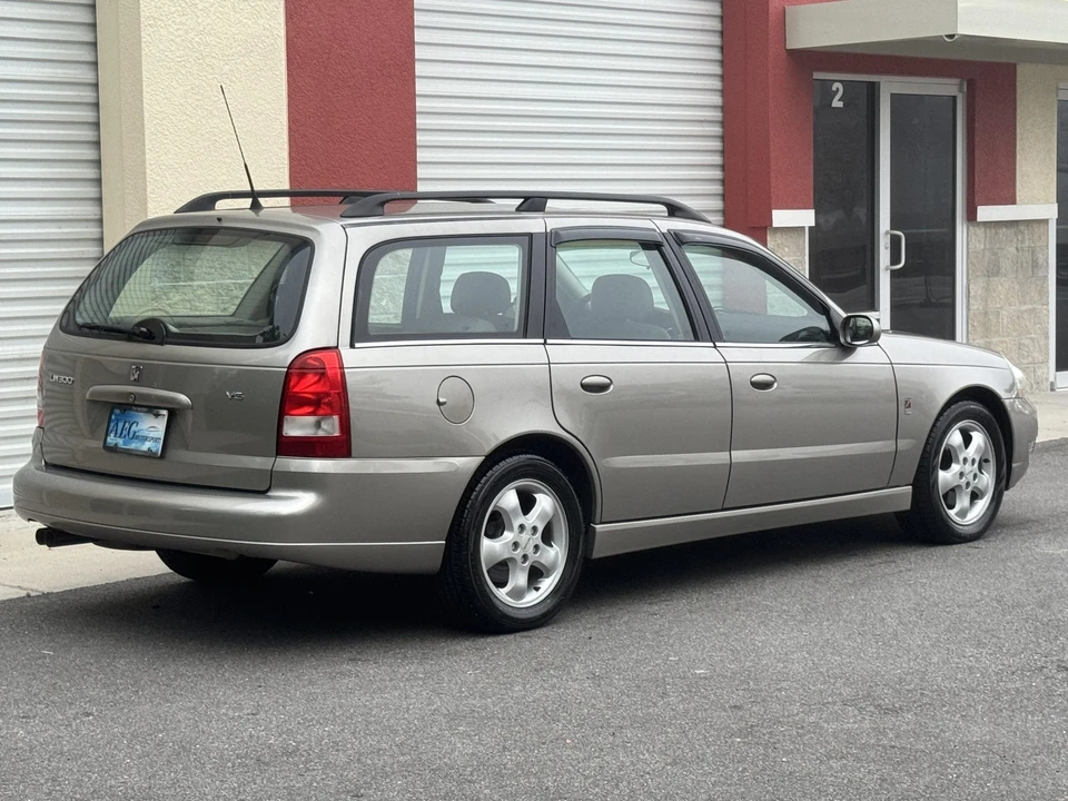 2003 Saturn - Image 21 of 31