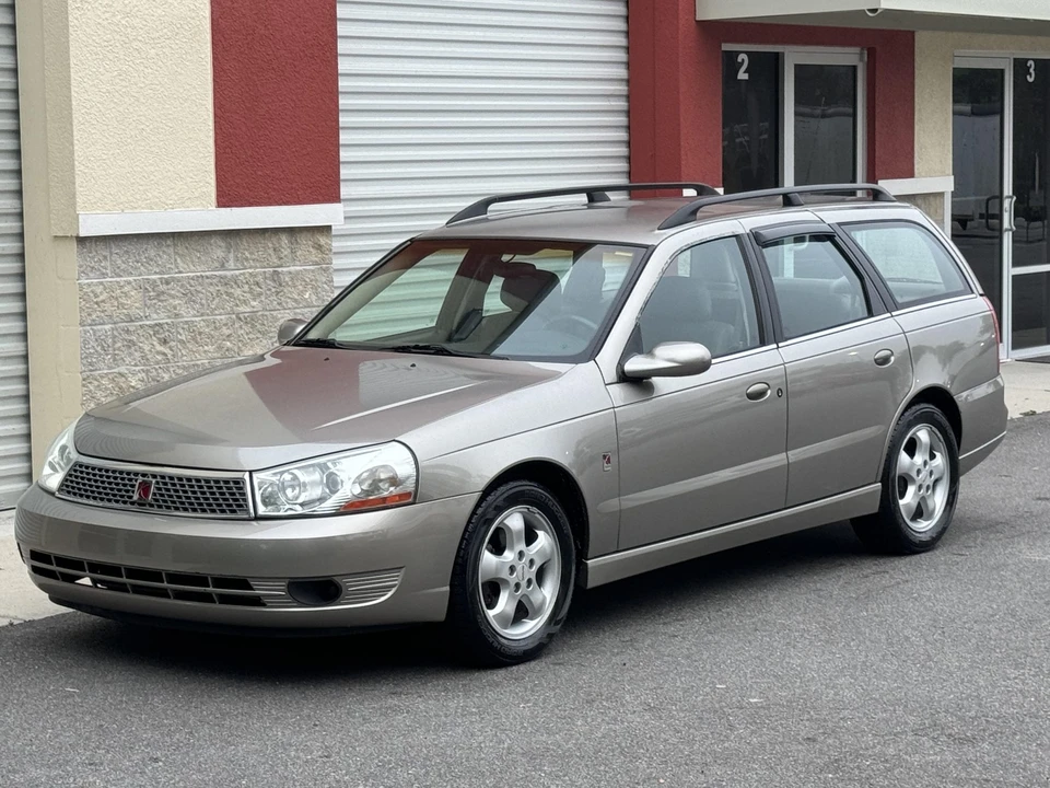 2003 Saturn - Image 2 of 31