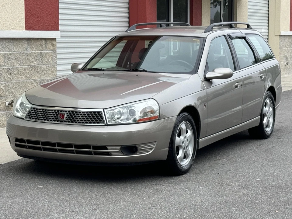 2003 Saturn - Image 3 of 31