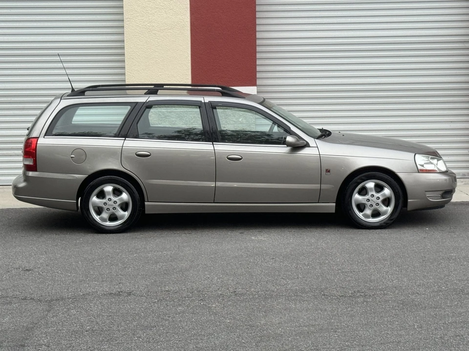 2003 Saturn - Image 18 of 31