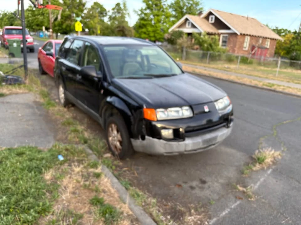 2003 Saturn Vue - Image 4 of 4