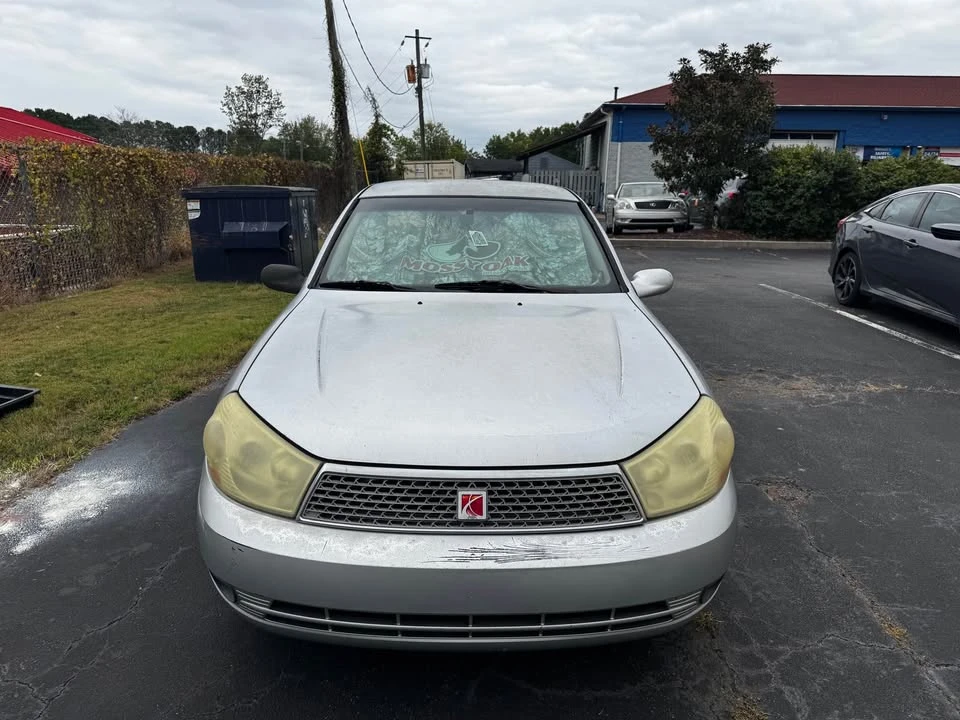 2003 Saturn - Image 4 of 10