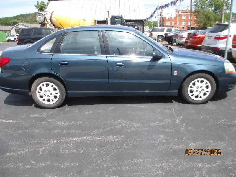 2003 Saturn - Image 4 of 12