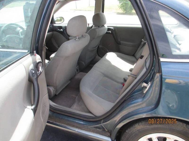 2003 Saturn - Image 12 of 12