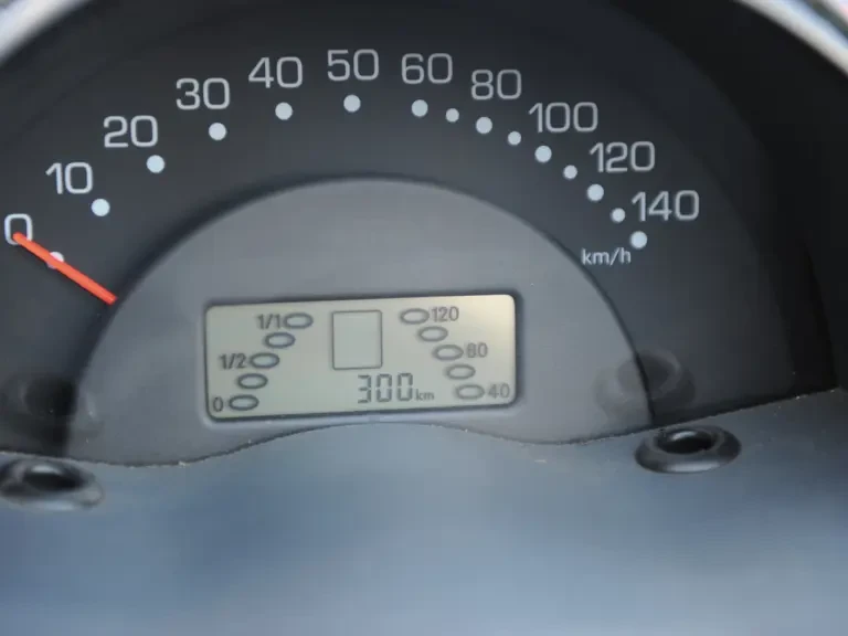 2003 Smart Crossblade - Image 9 of 10