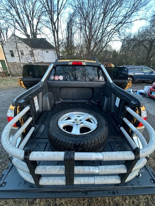 2003 Subaru Baja - Image 18 of 19