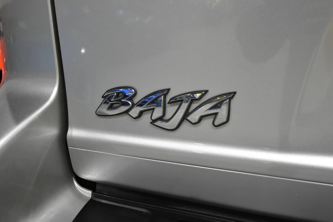 2003 Subaru Baja - Image 7 of 31