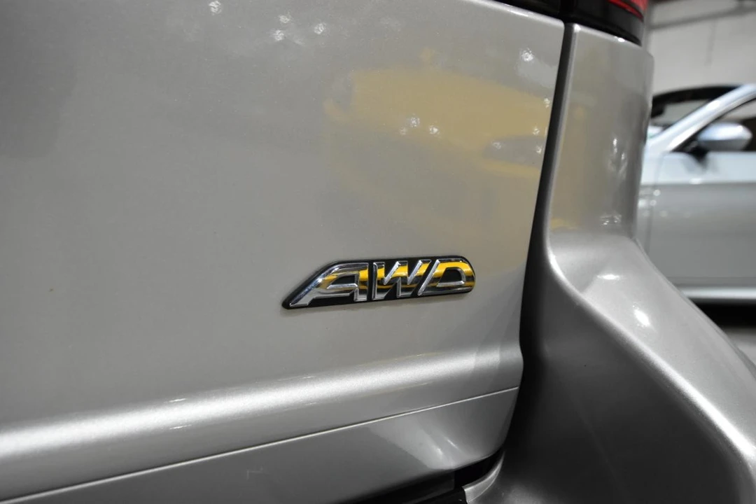 2003 Subaru Baja - Image 8 of 31
