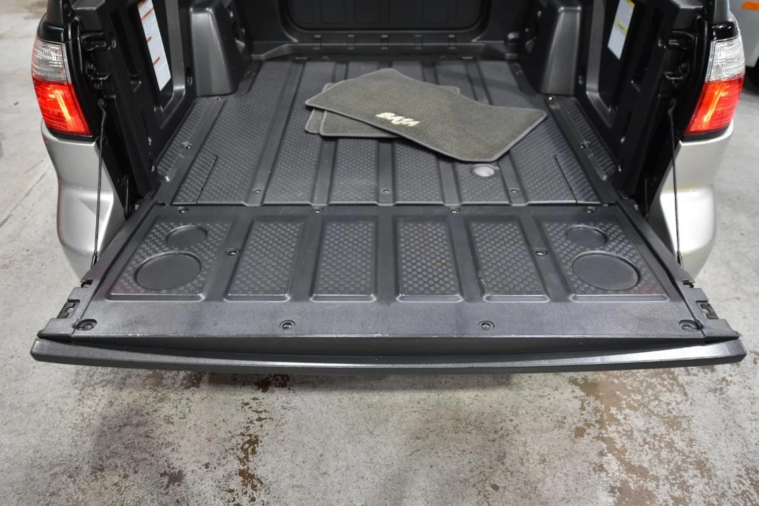 2003 Subaru Baja - Image 29 of 31