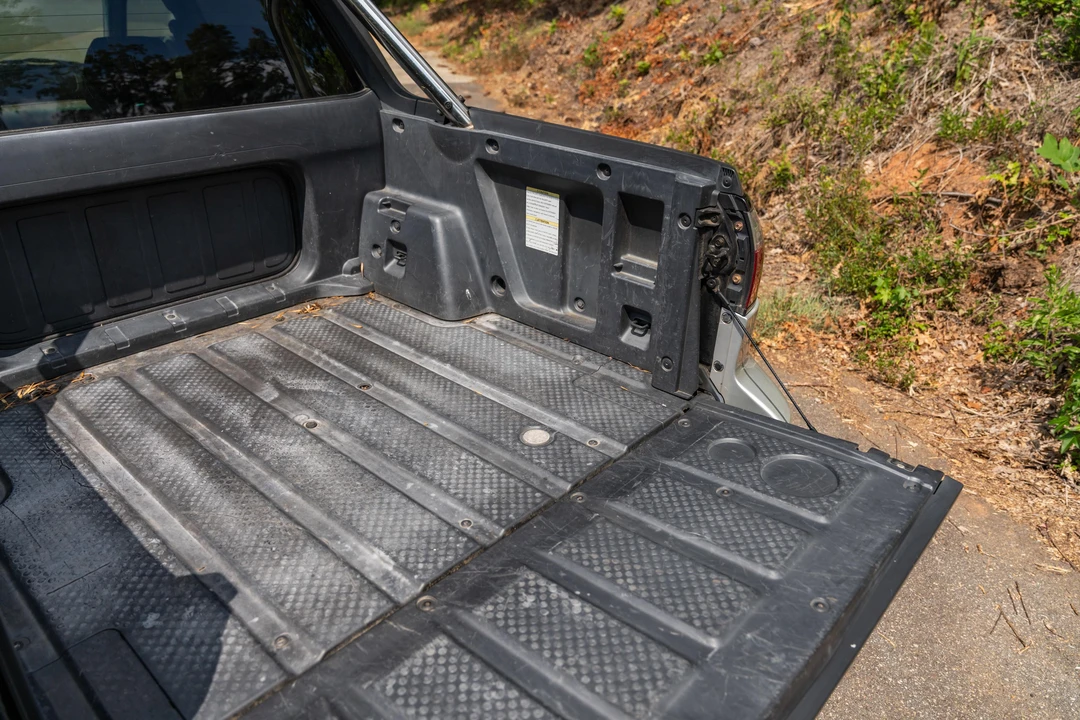 2003 Subaru Baja - Image 13 of 31