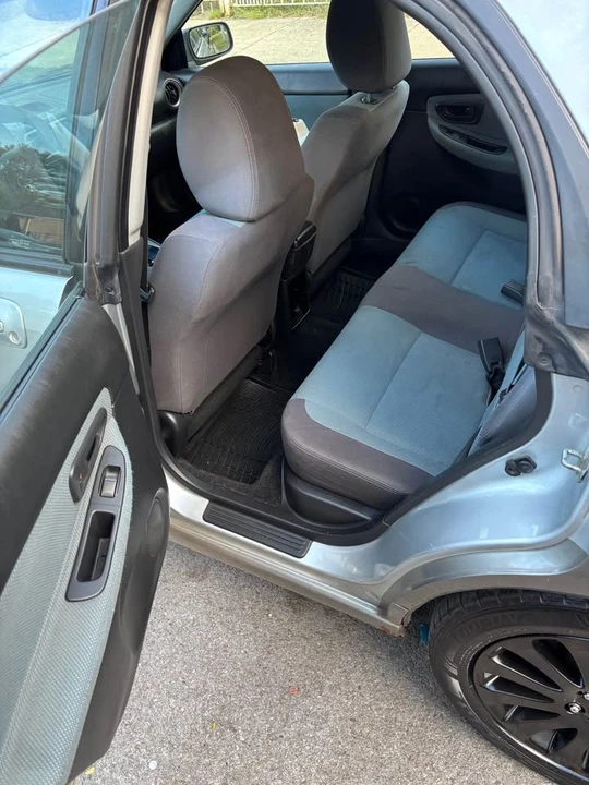 2003 Subaru Impreza 2nd Gen - Image 5 of 9