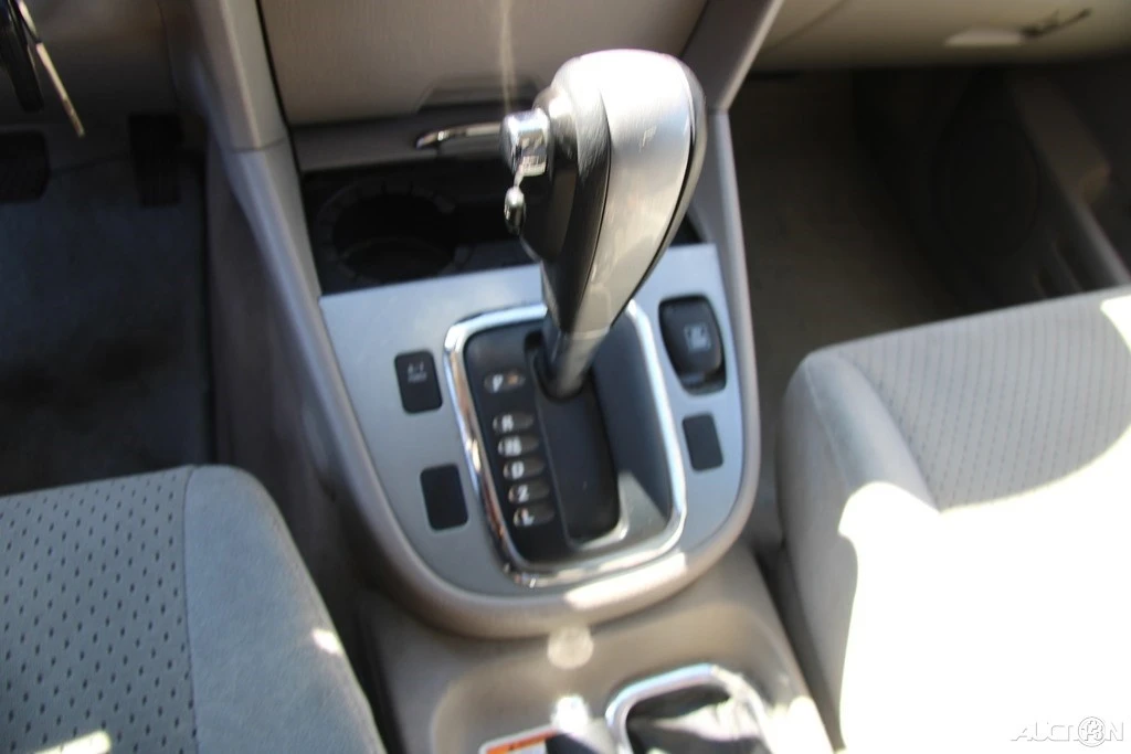 2003 Suzuki Vitara 2nd Gen - Image 19 of 21