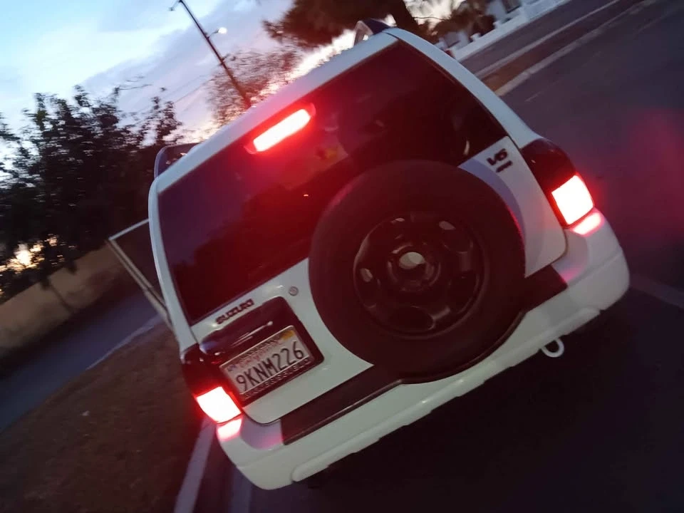 2003 Suzuki Vitara 1st Gen - Image 2 of 12