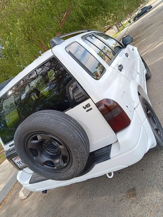 2003 Suzuki Vitara 1st Gen - Image 9 of 12