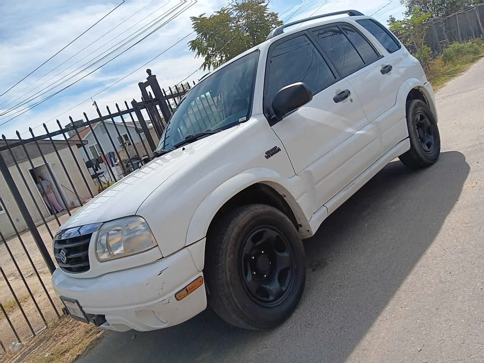 2003 Suzuki Vitara 2nd Gen - Image 2 of 12