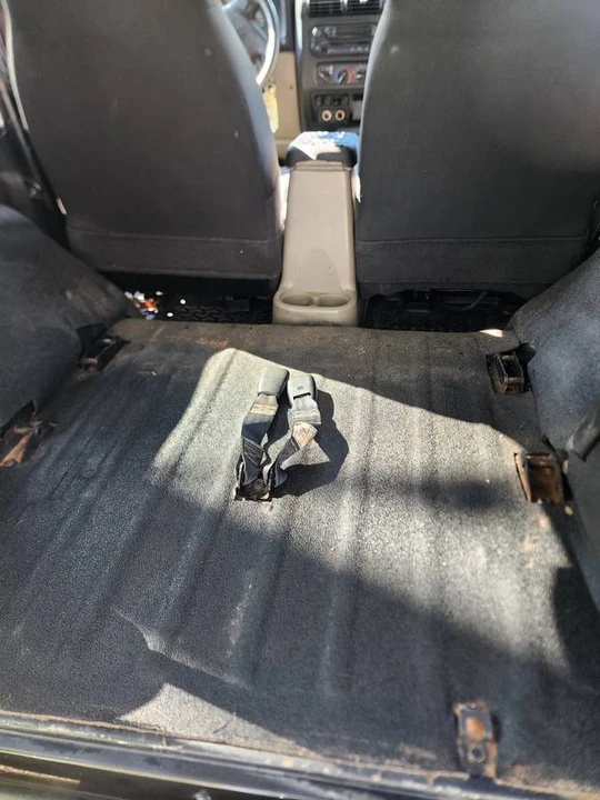 2003 Jeep TJ Wrangler - Image 17 of 18