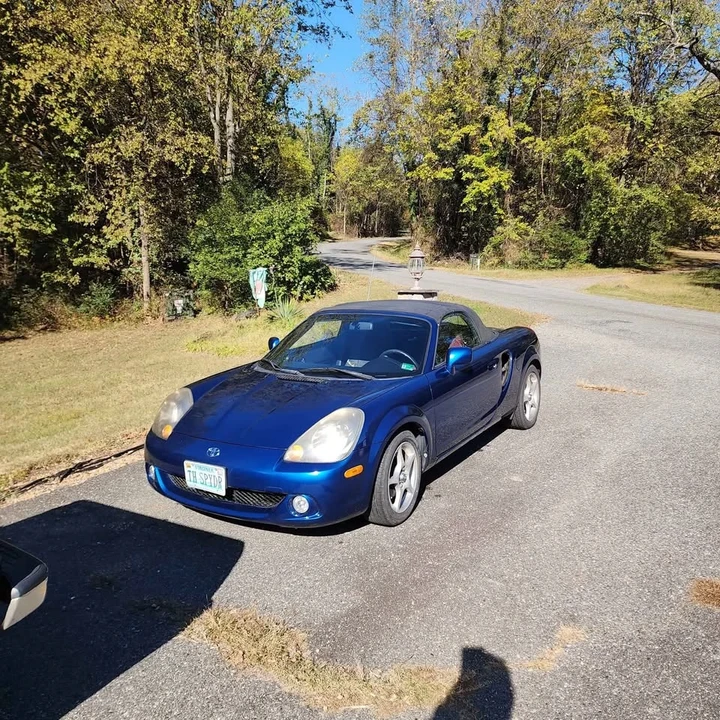 2003 Toyota MR2 Spyder/MR-S - Image 2 of 5
