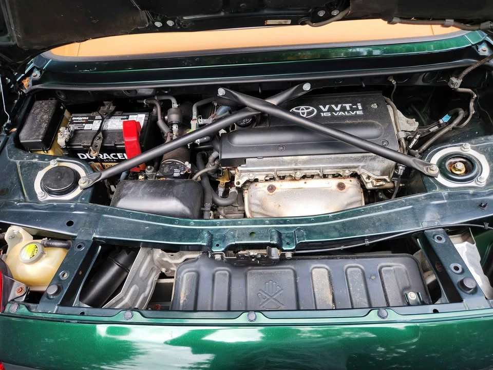 2003 Toyota MR2 Spyder/MR-S - Image 8 of 10
