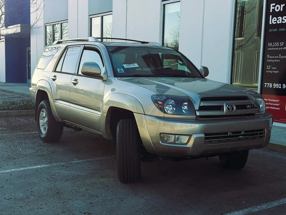 2003 Toyota 4Runner - Image 2 of 20