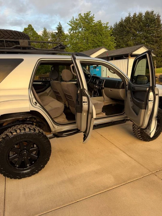2003 Toyota 4Runner 4th Gen - Image 16 of 18