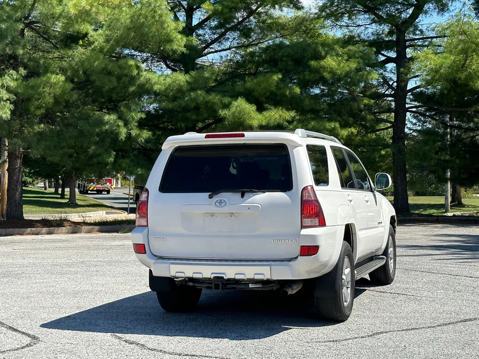 2003 Toyota 4Runner 4th Gen - Image 13 of 31