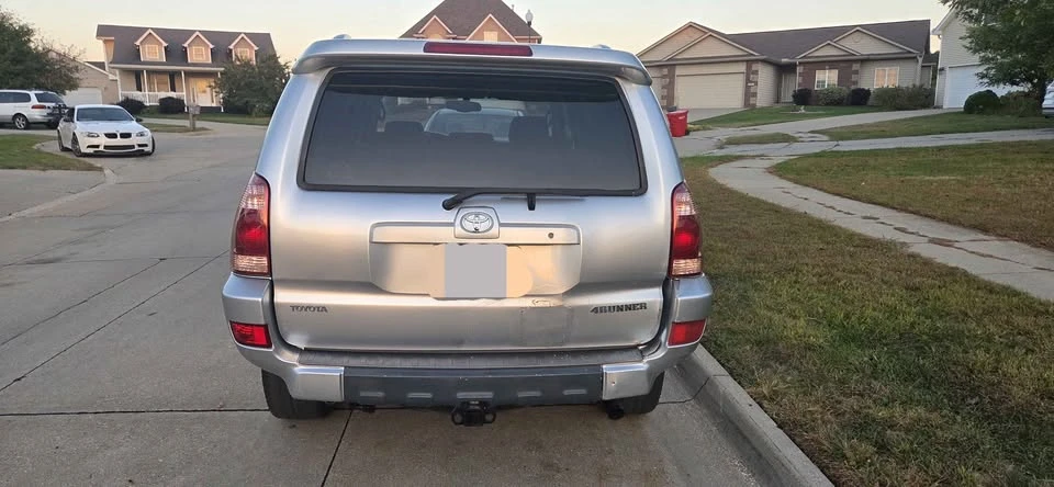 2003 Toyota 4Runner 4th Gen - Image 3 of 12