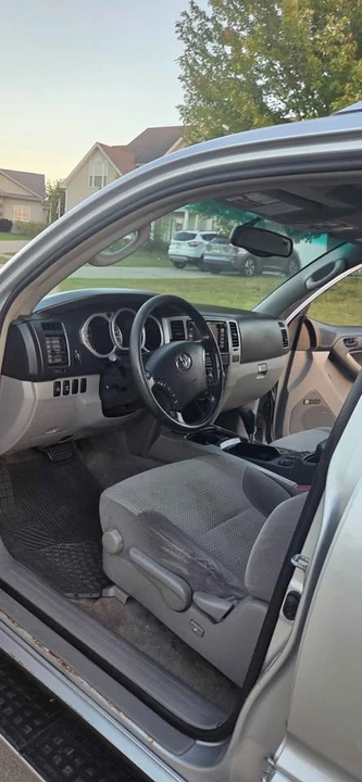2003 Toyota 4Runner 4th Gen - Image 10 of 12