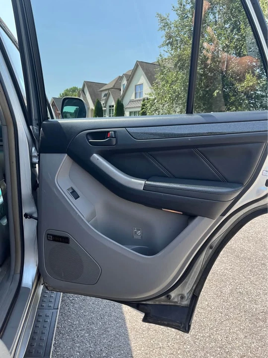 2003 Toyota 4Runner 4th Gen - Image 11 of 18