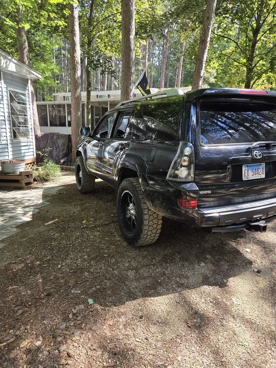 2003 Toyota 4Runner 4th Gen - Image 2 of 10