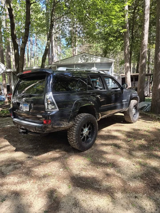 2003 Toyota 4Runner 4th Gen - Image 4 of 10
