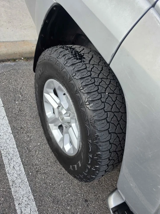 2003 Toyota 4Runner 4th Gen - Image 4 of 12