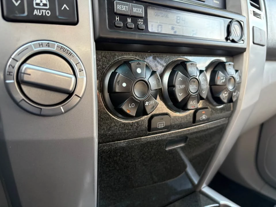 2003 Toyota 4Runner 4th Gen - Image 13 of 17