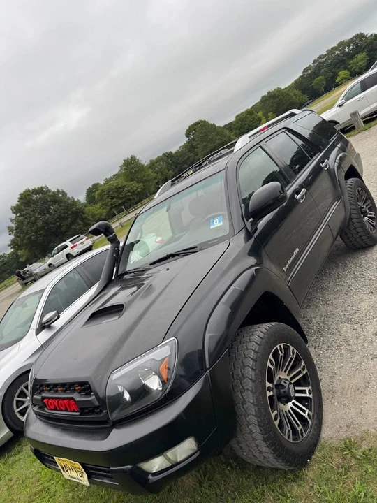 2003 Toyota 4Runner 4th Gen - Image 2 of 15