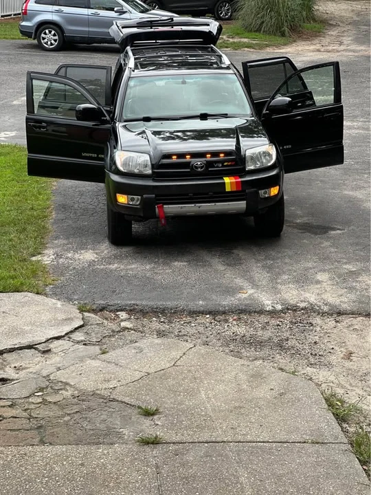 2003 Toyota 4Runner 4th Gen - Image 11 of 17