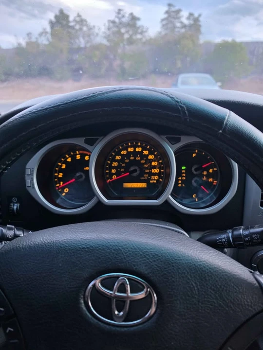 2003 Toyota 4Runner 4th Gen - Image 11 of 12